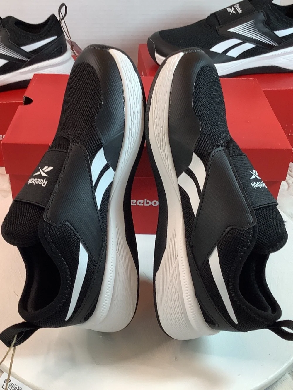 NWT Reebok Nano Play slip on training black sneakers big kids